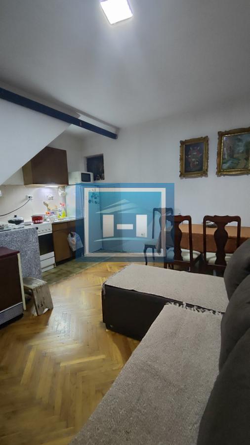 Kuća u okolini Jagodine na dva nivoa odmah useljiva sa svim priključcima