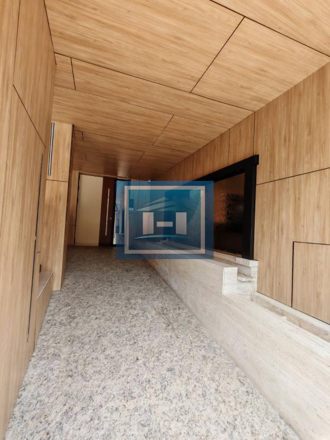 Trosoban stan u novogradnji -odmah useljiv