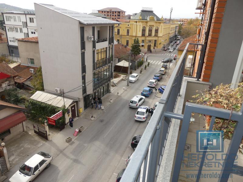 izdavanje/novogradnja/centar