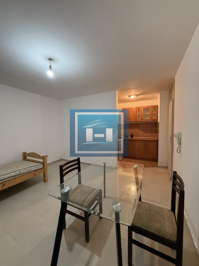 Izdaje se stan u prizemlju u Jagodini