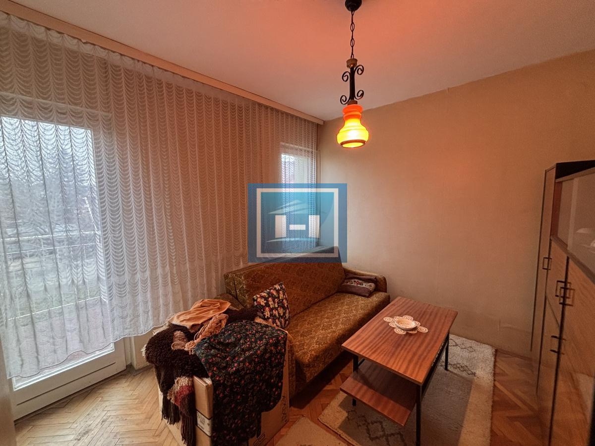 Stan na Strelištu sa podrumom i garažom - hitna prodaja!