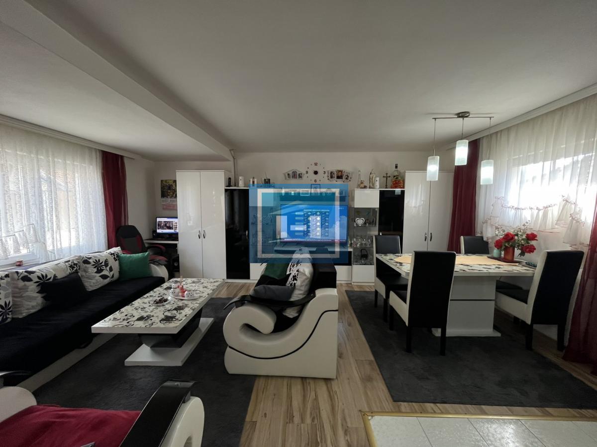 KUĆA U CENTRU ĆUPRIJE