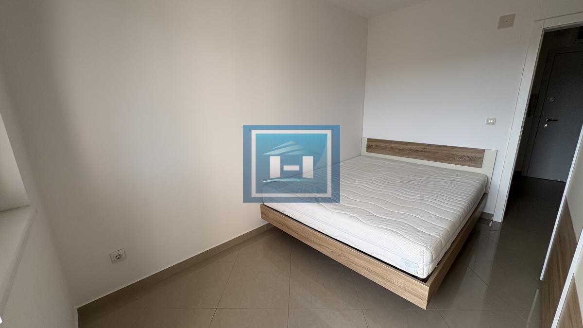 Ekskluzivno izdavanje – moderan stan u luksuznoj zgradi!