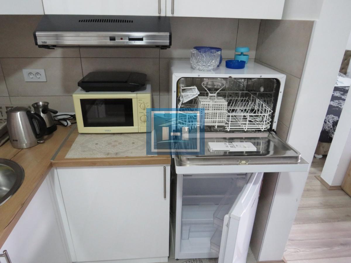 Stan do samog Akva parka niže spratnosti