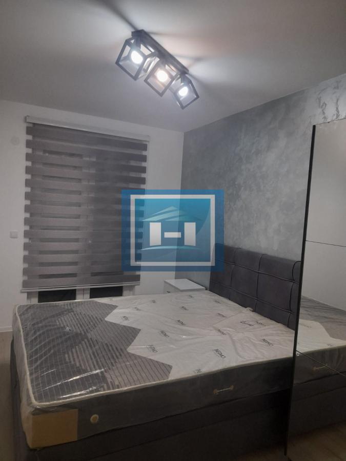 Prelep moderno opremljen jednosoban stan 45 m² – potpuno namešten, odmah useljiv