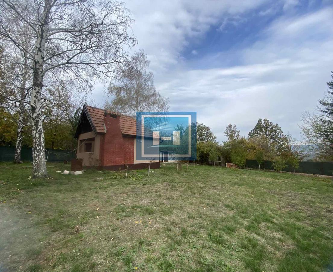 Vikendica na prodaju