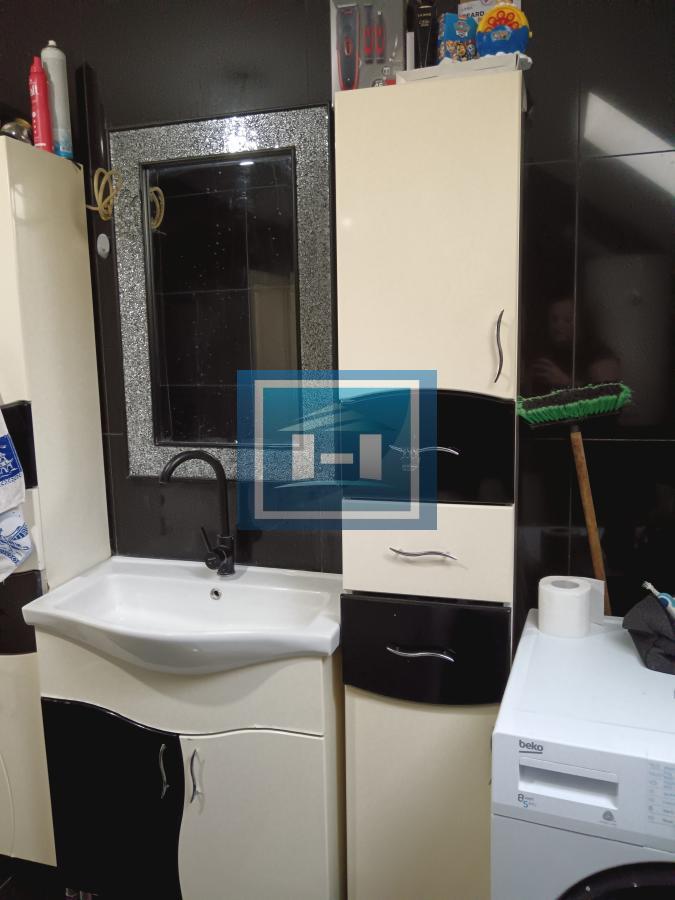 Idealno za preduzetnike – Kuća sa halom i vagom do 60 tona!