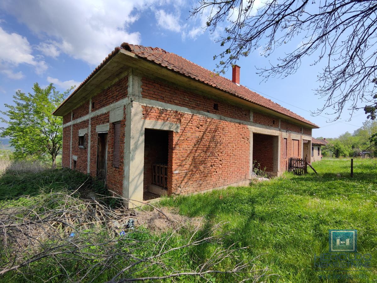 Seosko imanje u Šantarovcu, Jagodina