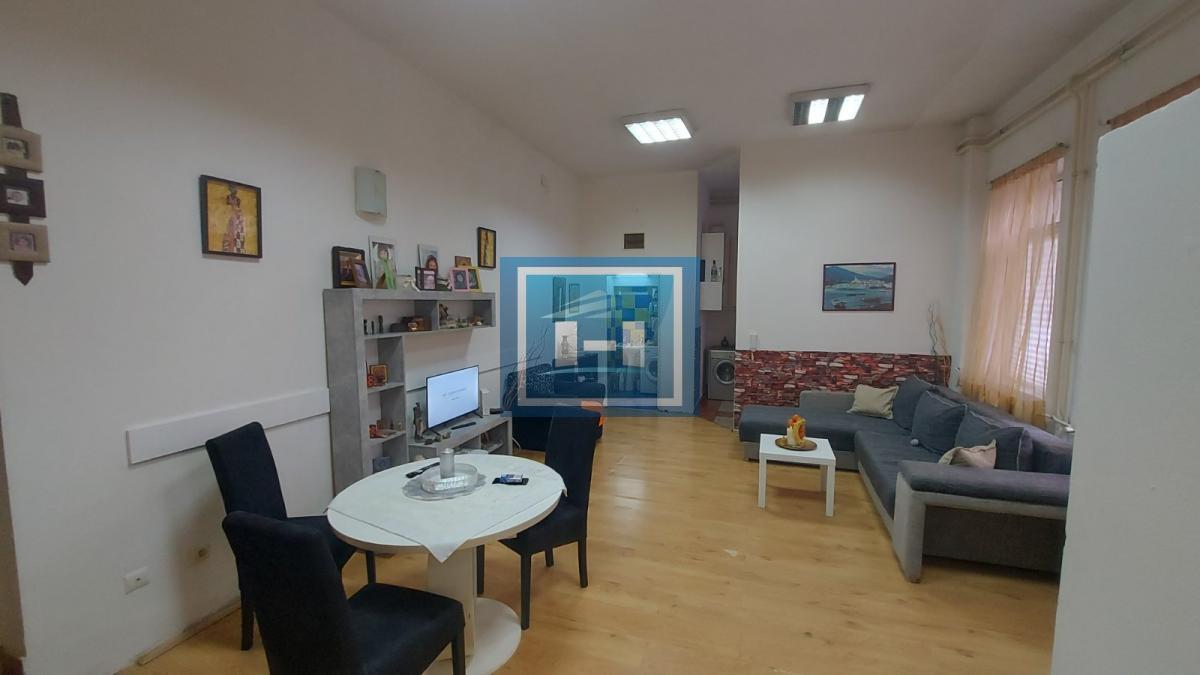 Ne stan, već prednost.