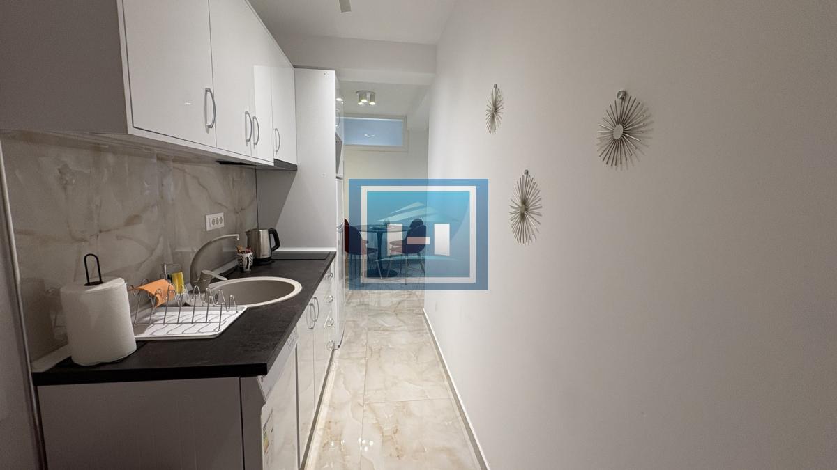 IZDAJE SE LUKSUZAN STAN U KOMPLEKSU CRNJANSKI – 45m²