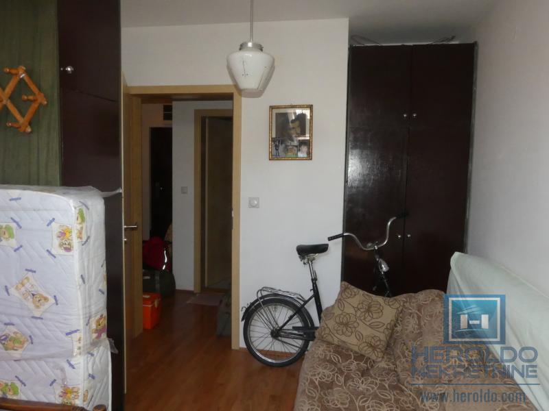 Prodaja stana – Najbolja lokacija! Idealno za porodicu i investiciju