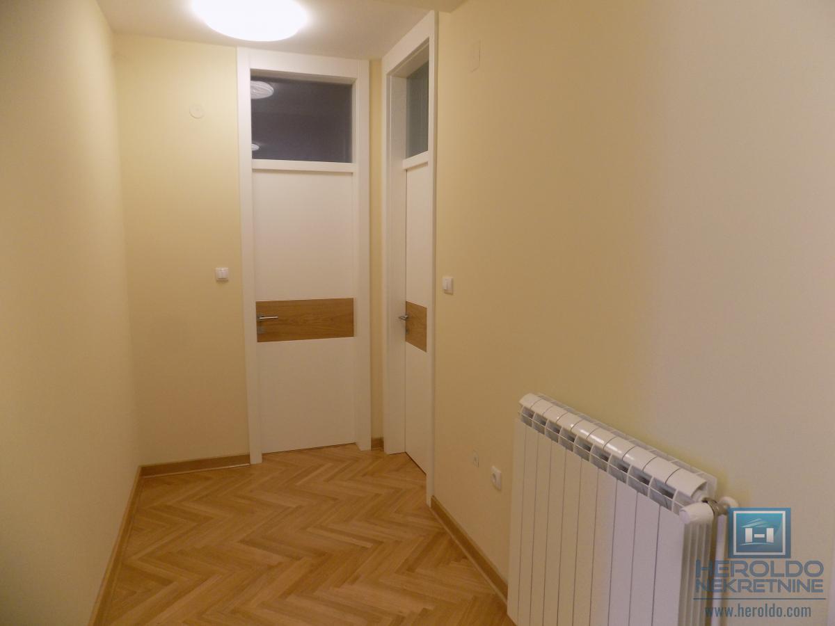 Nova kuća bez ulaganja u naselju 4.juli