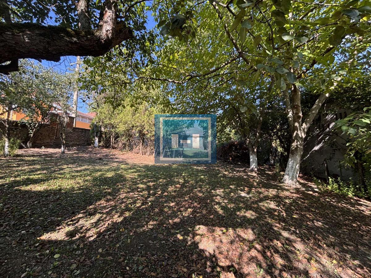 Na prodaju – Seosko imanje u Dubokoj (7.7 ari), kuća + pomoćne zgrade + dodatna parcela | SAMO 13.000 €