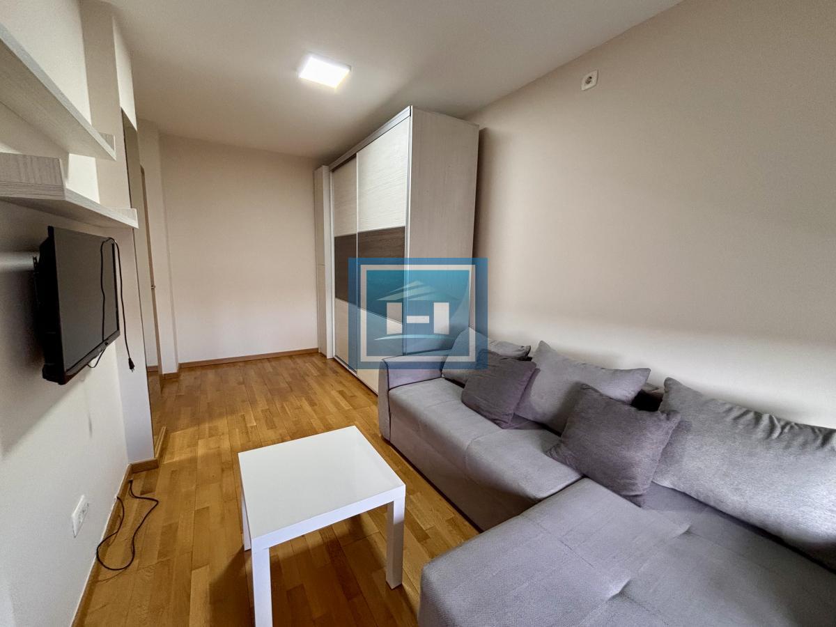 IZDAJE SE JEDNOSOBAN STAN U CENTRU JAGODINE – NOVOGRADNJA, FANTASTIČAN POGLED!