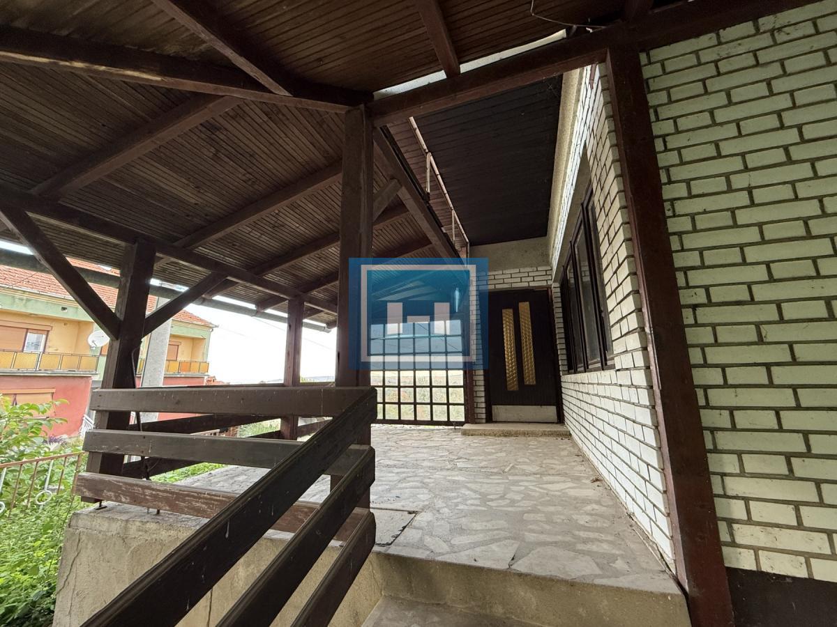 Plac pun potencijala i kuća koja čeka svoju novu priču – Miloševo