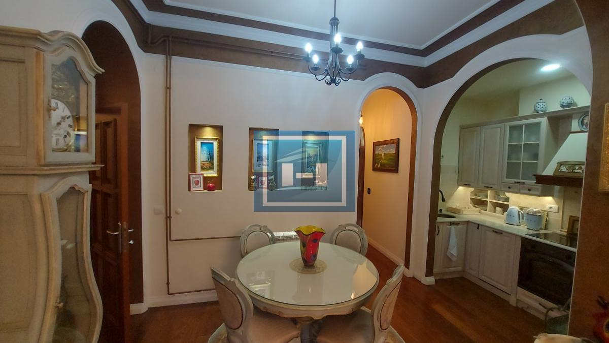 Nušićeva, Terazije – cena fiksna