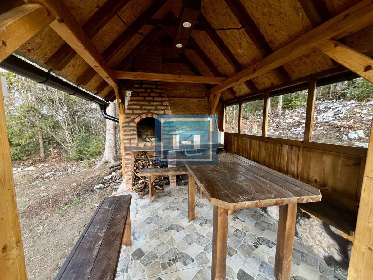 Nova vikendica na Tari