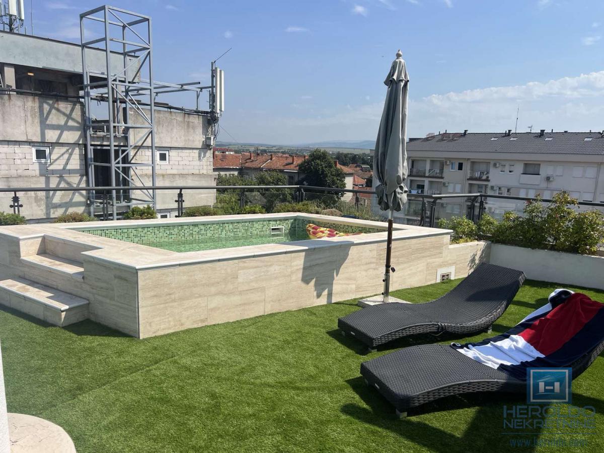 Život na vrhu – Ekskluzivni stan u srcu Ćuprije