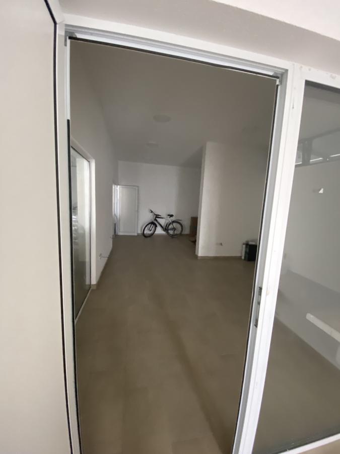 IZDAVANJE POSLOVNOG PROSTORA – IDEALNO ZA TEHNIČKI PREGLED ILI AUTO-SERVIS