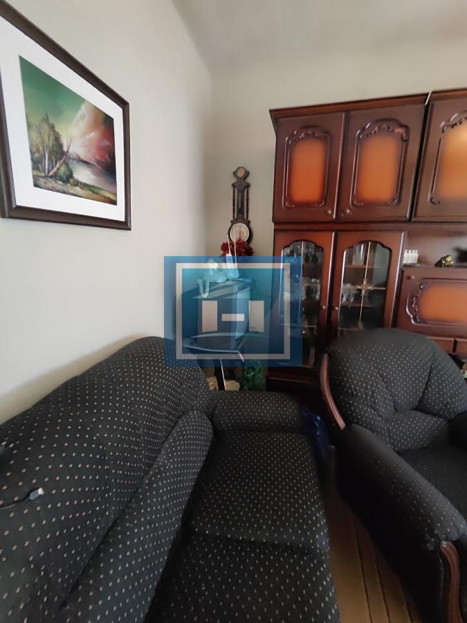 Trosoban stan na prvom spratu u Moravskom stilu u centru Jagodine