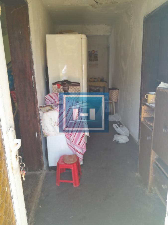 Na prodaju plac od 33 ara sa započetom kućom u Batočini!