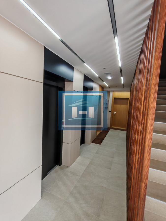 Trosoban stan u novogradnji odmah useljiv