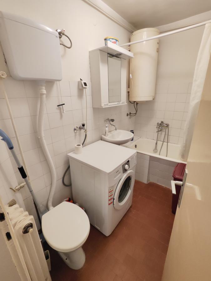 Namešten jednosoban stan kod Maksija/Tabane