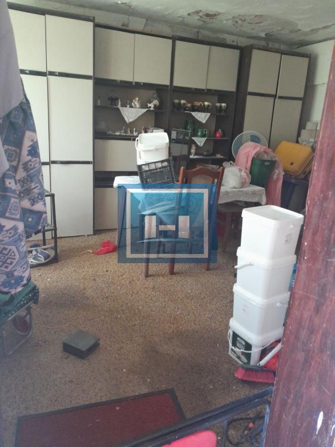 Na prodaju plac od 33 ara sa započetom kućom u Batočini!