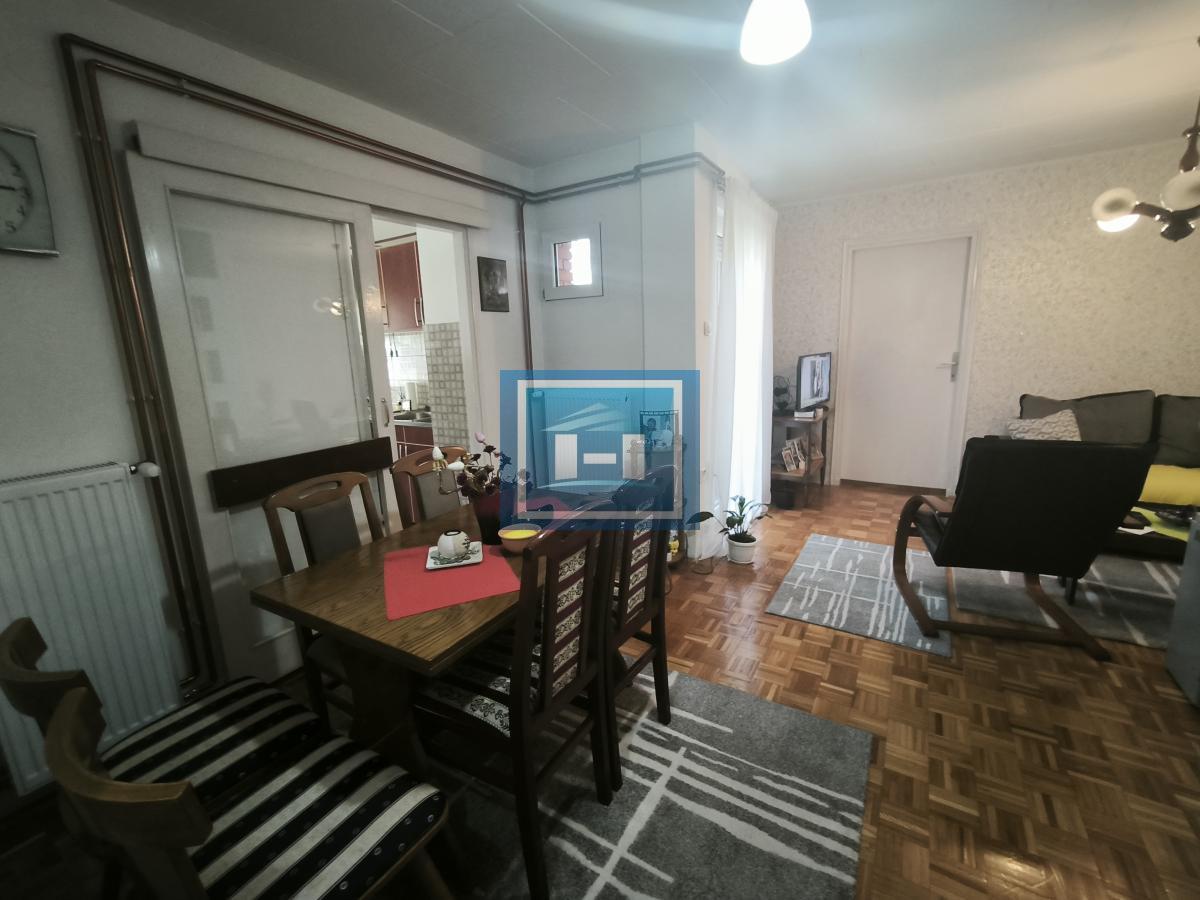 Na prodaju stan u prizemlju – 61m², blizina centra Ćuprije!