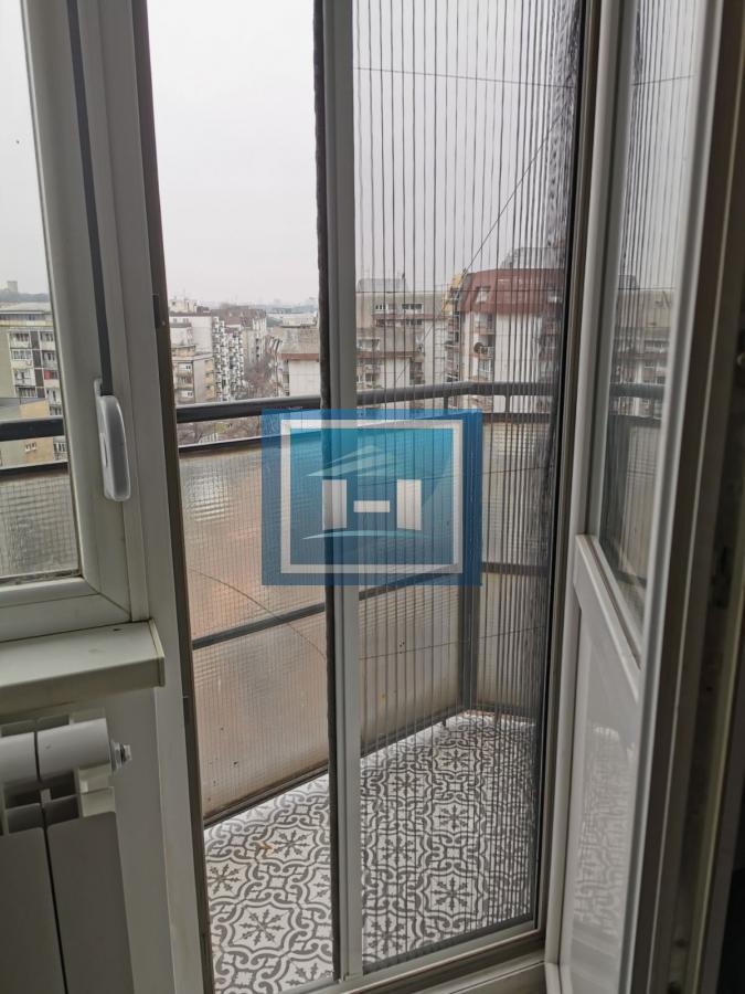 Dorćol + renoviran = $