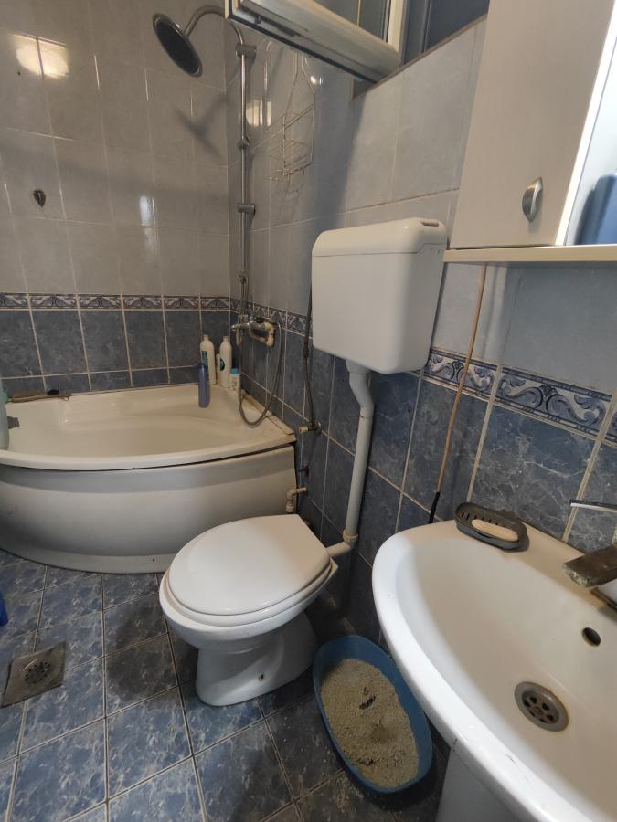 Stan u kući na Levču od 72m2 na gradskoj lokaciji po ceni jednosobnog stana