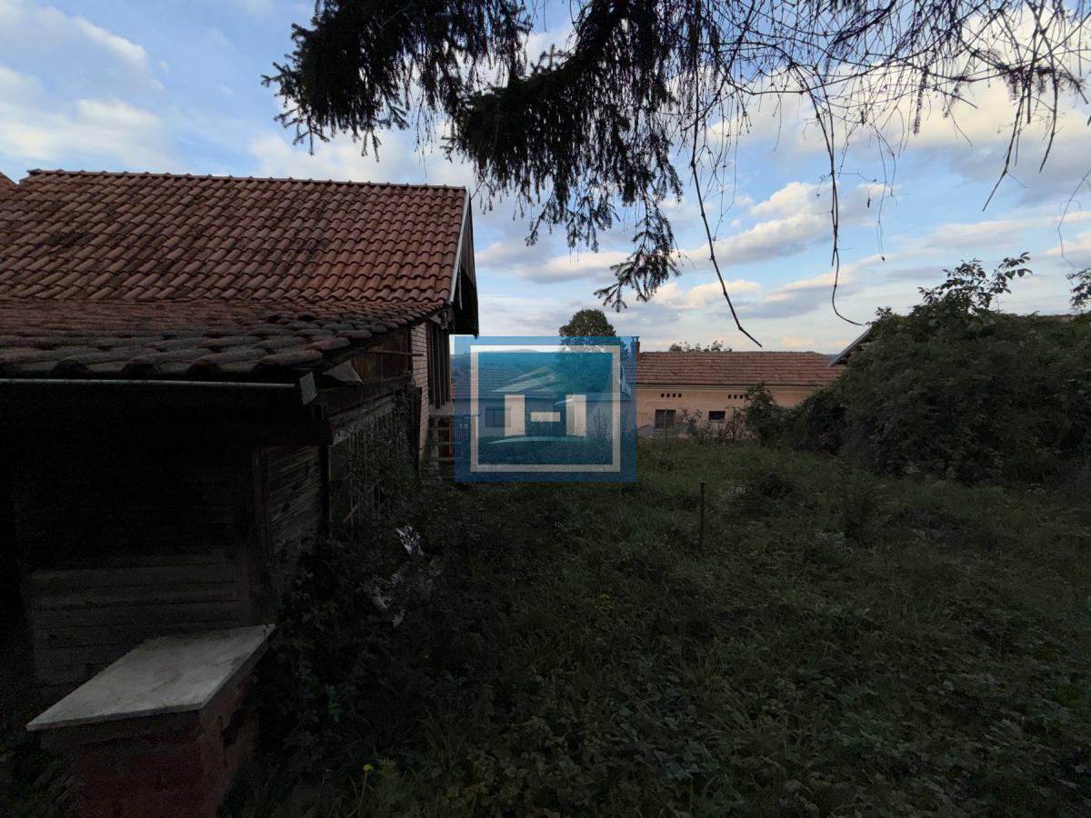 Plac pun potencijala i kuća koja čeka svoju novu priču – Miloševo