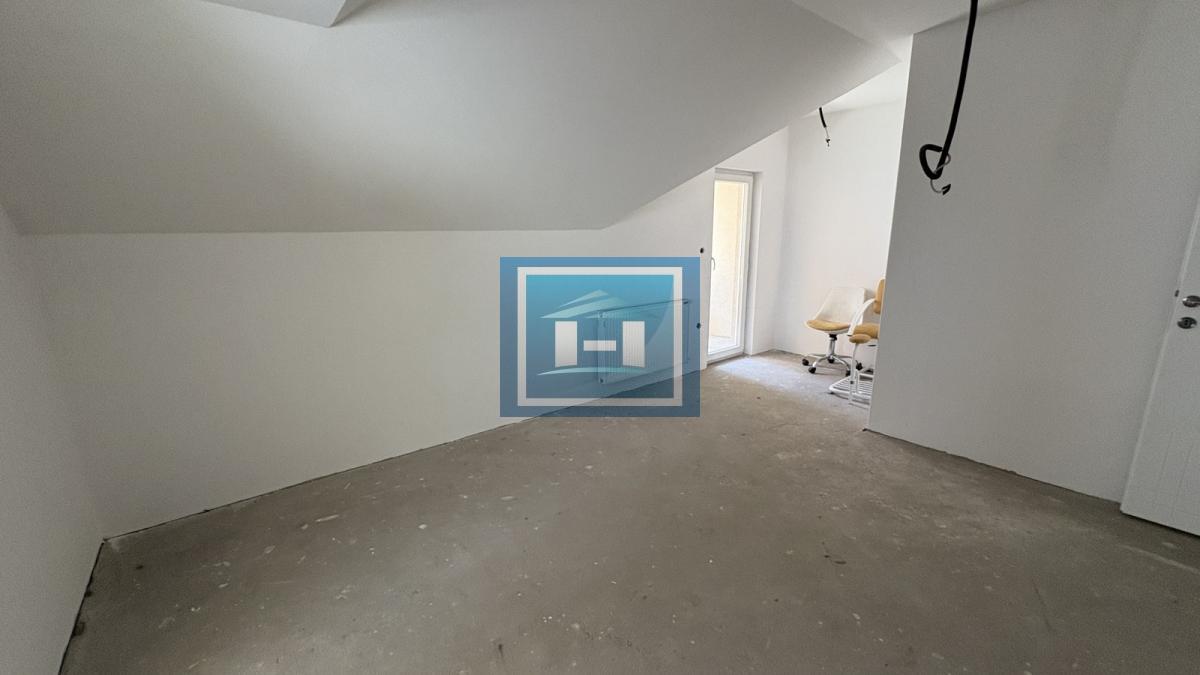 Na prodaju kuća u izgradnji – mirna lokacija, blizu centra!