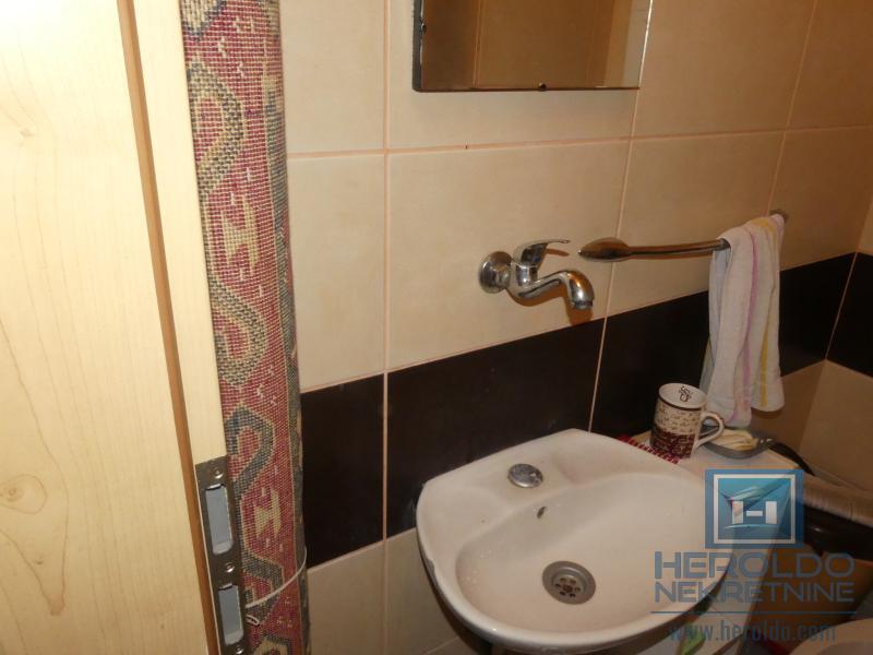 Prodaja stana – Najbolja lokacija! Idealno za porodicu i investiciju