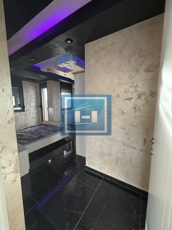 Ekskluzivan stan s pogledom na grad i stadion u kompleksu Crnjanski