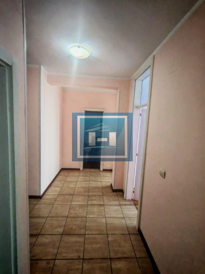 Trosoban stan u samom centru grada