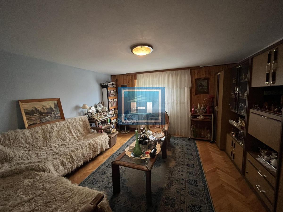 Velika kuća 200m² na mirnoj lokaciji – idealna za veću porodicu