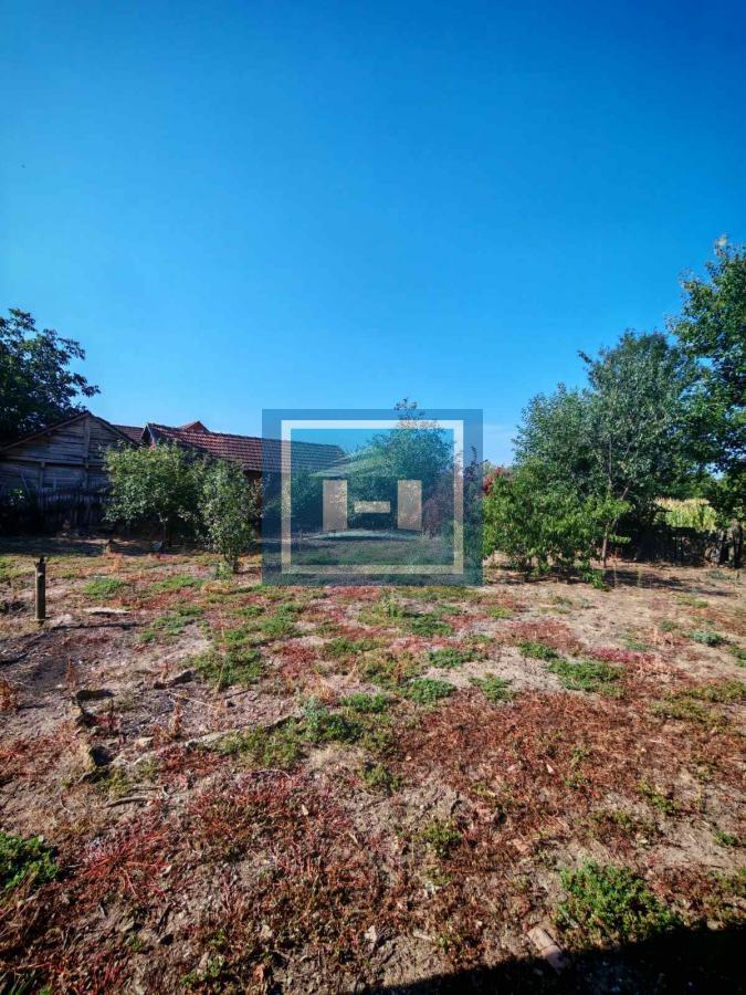 Na prodaju seosko domaćinstvo u Donjem Katunu