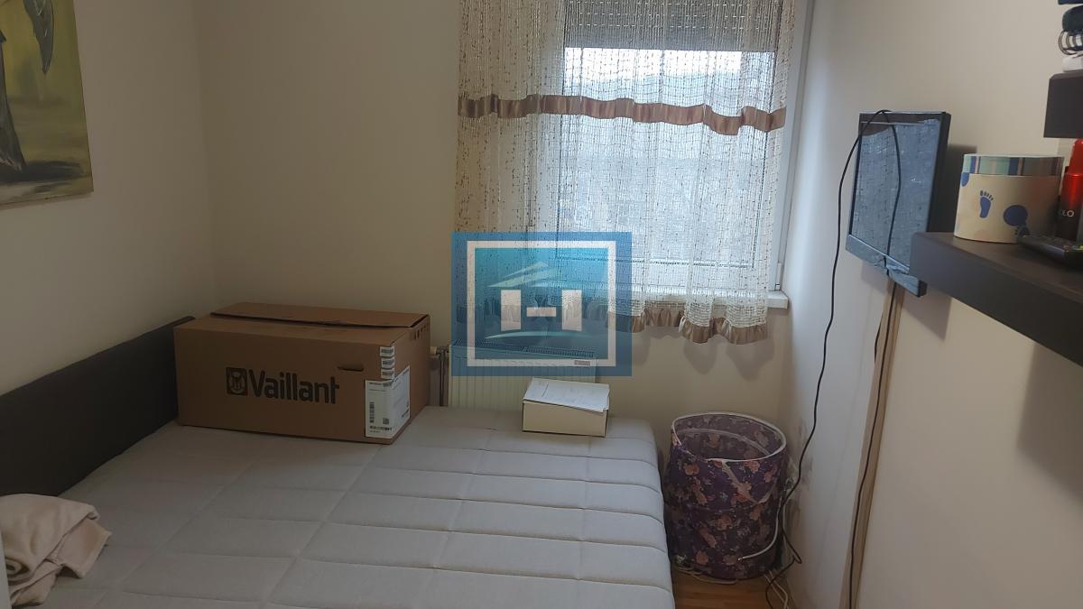 Karaburma Husinskih rudara 2.5 61m2 lođa