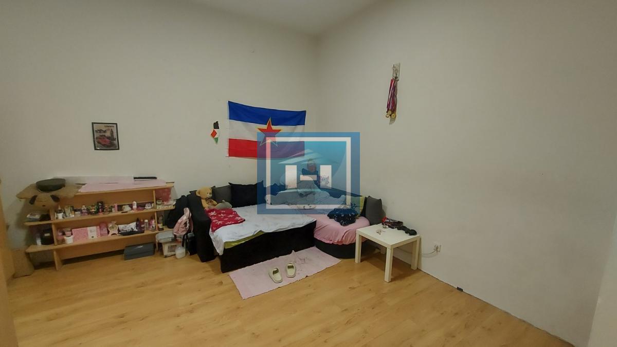 Ne stan, već prednost.