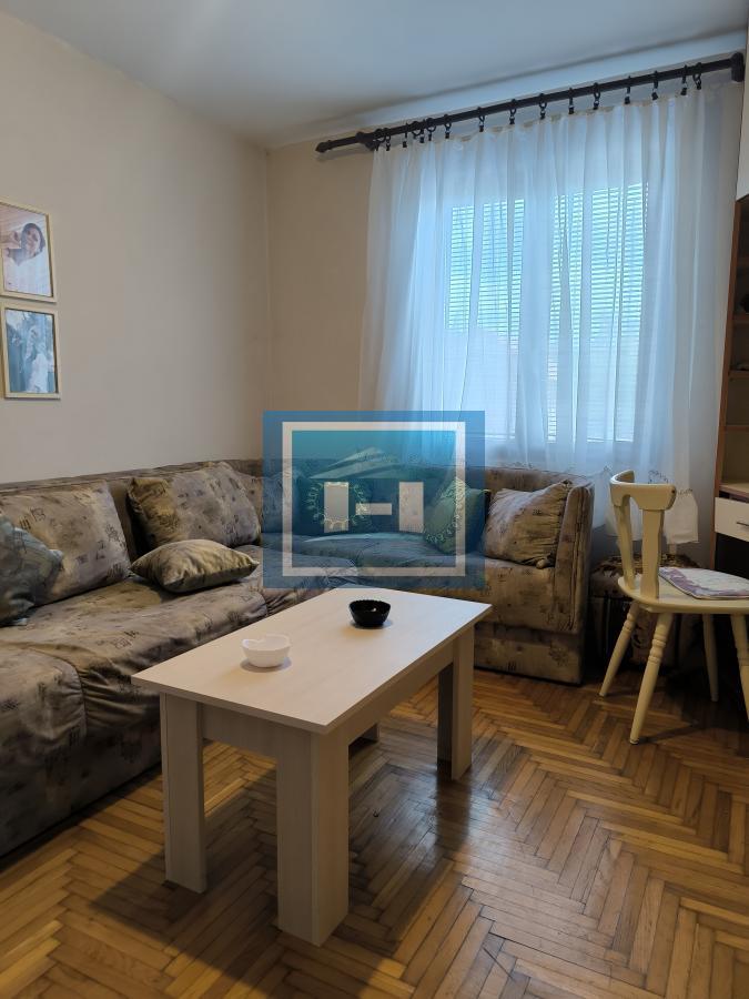 PRODAJE SE KUĆA 423 m² – BLIZINA CENTRA ĆUPRIJE!