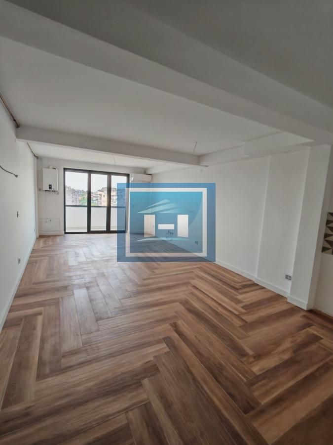 Trosoban stan u novogradnji -odmah useljiv