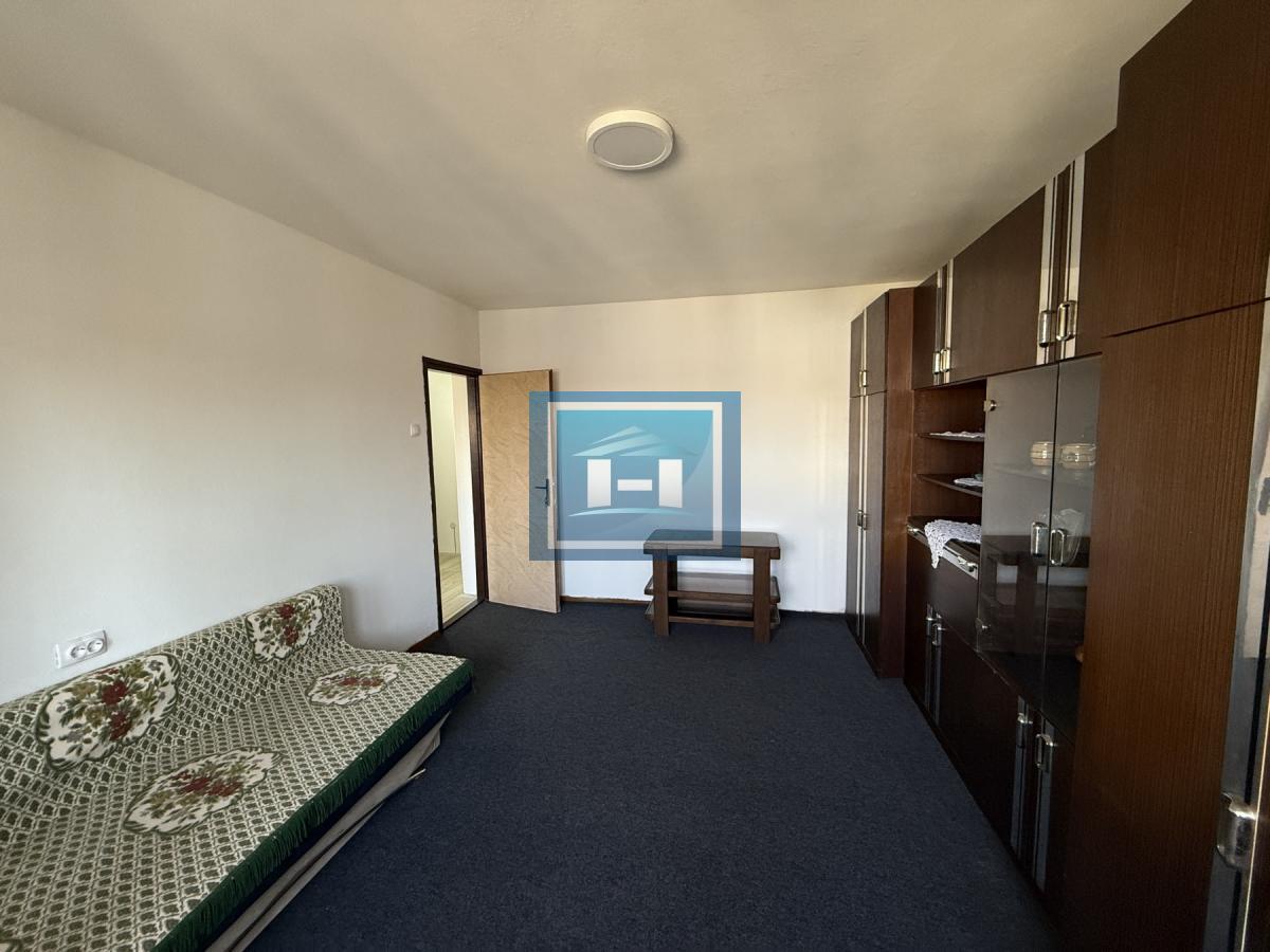 Renoviran stan na mirnoj lokaciji – spreman za useljenje