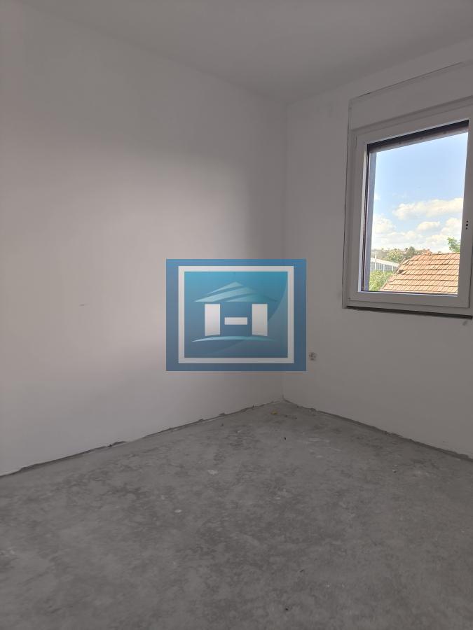 NA PRODAJU ZAVRŠEN STAN DIREKTNO OD INVESTITORA U CENTRU ĆUPRIJE