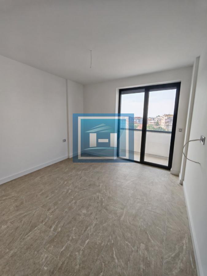 Trosoban stan u novogradnji -odmah useljiv