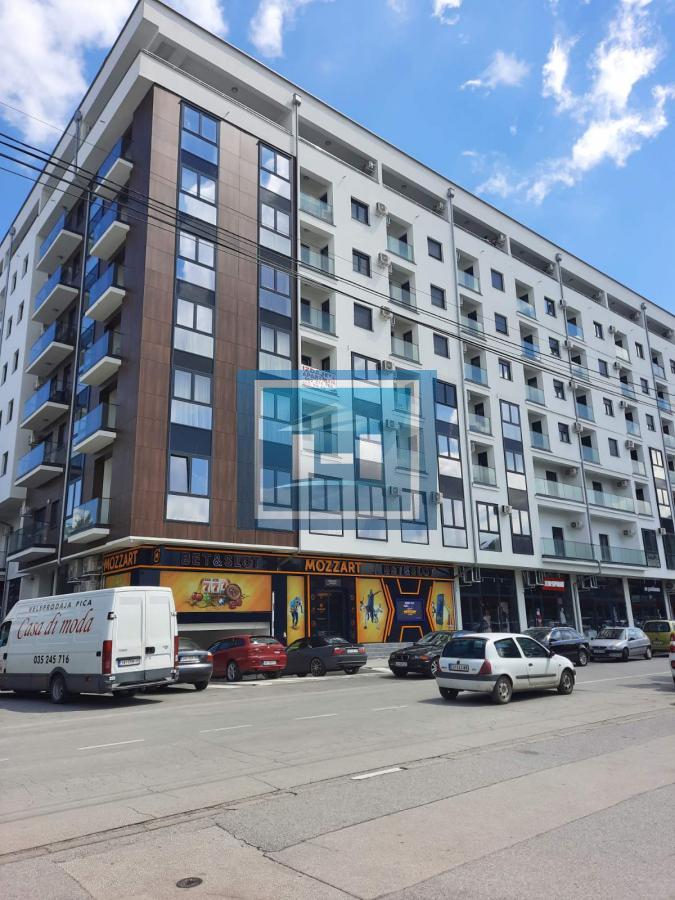 Stan do samog Akva parka niže spratnosti