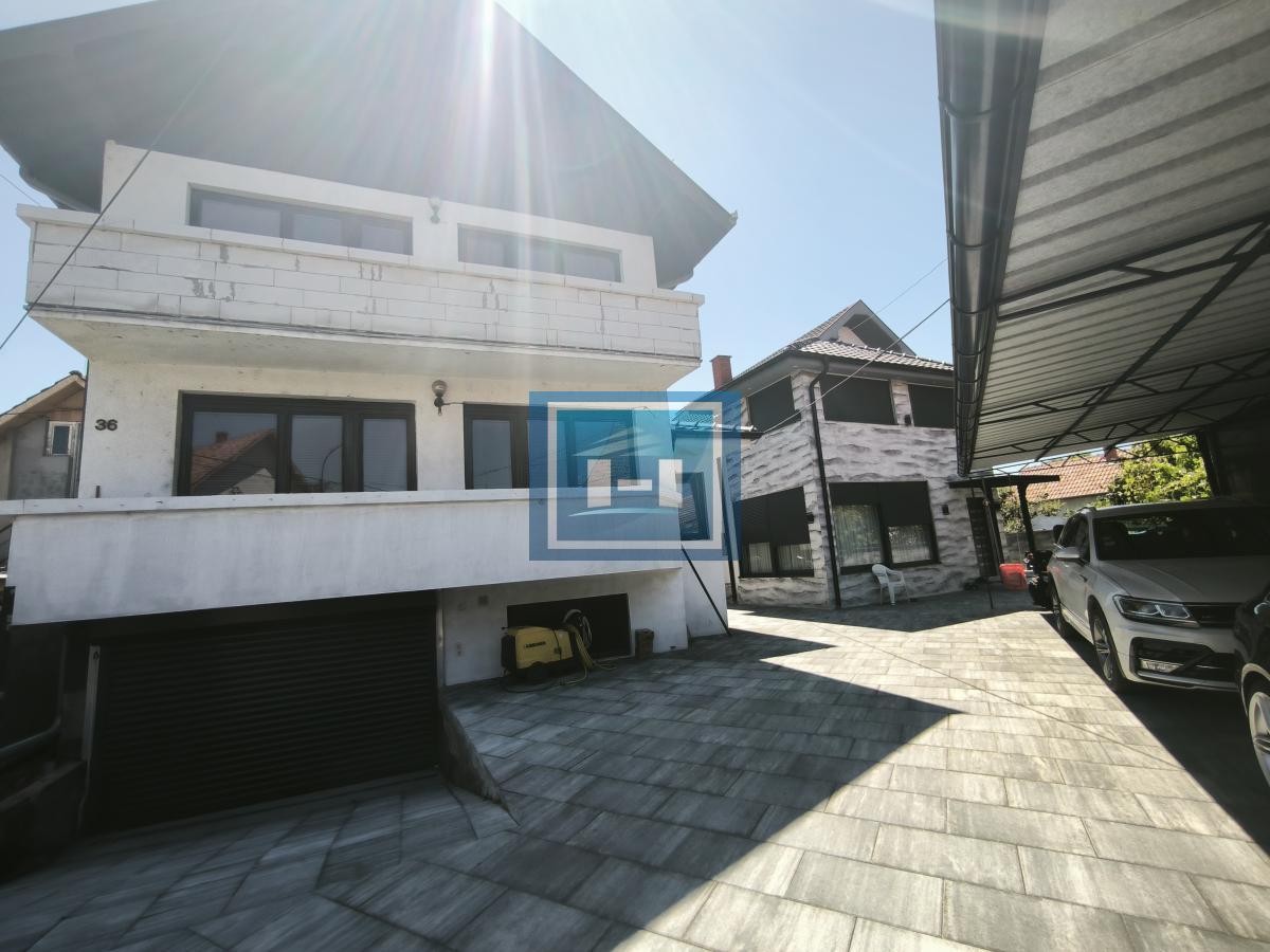 NA PRODAJU – DVE KUĆE + POMOĆNI OBJEKAT – SVE FULL!