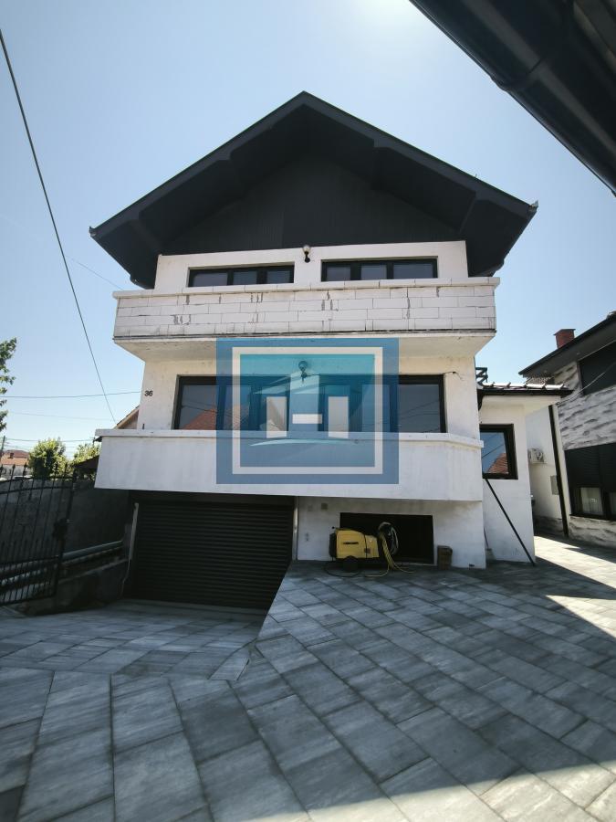 NA PRODAJU – DVE KUĆE + POMOĆNI OBJEKAT – SVE FULL!