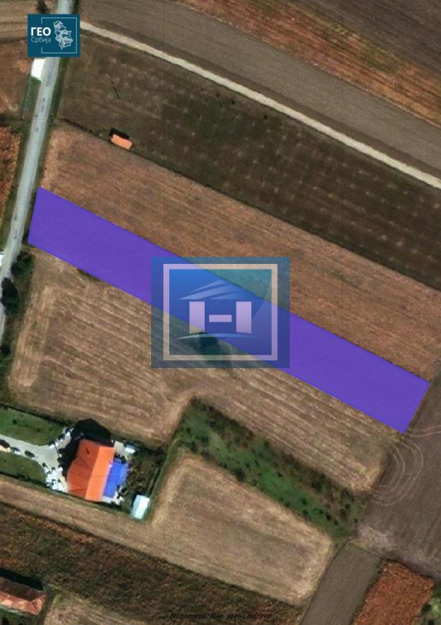 Na prodaju plac na glavnom putu Ćuprija-Supska
