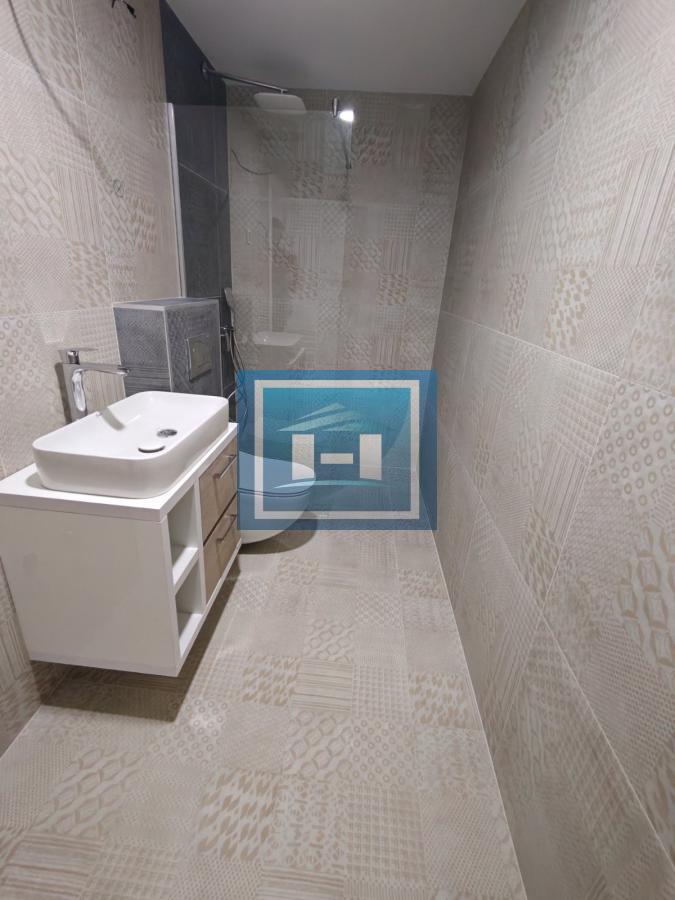 Trosoban stan u novogradnji odmah useljiv